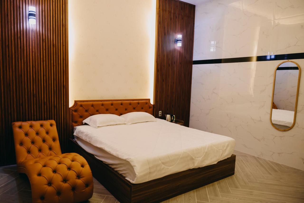 Bao Ngoc Hotel Cao Lanh Bagian luar foto
