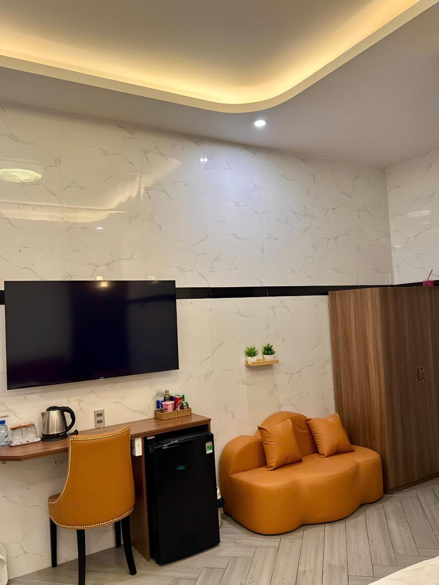 Bao Ngoc Hotel Cao Lanh Bagian luar foto
